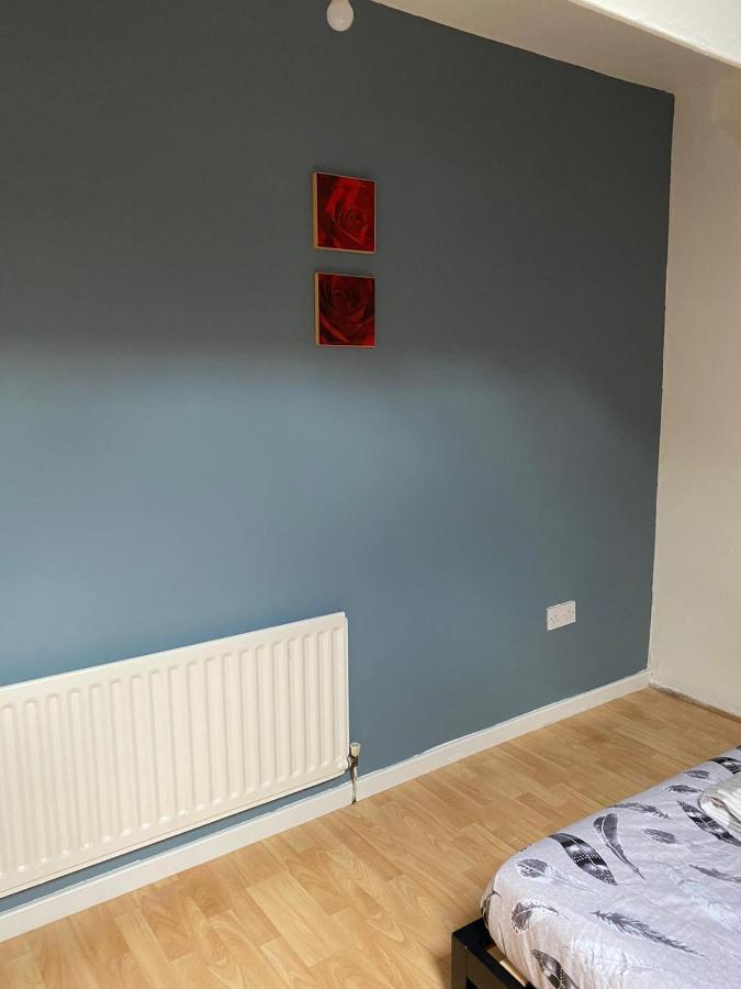 The Superhost - 4 Bedroom House Sunderland  Extérieur photo