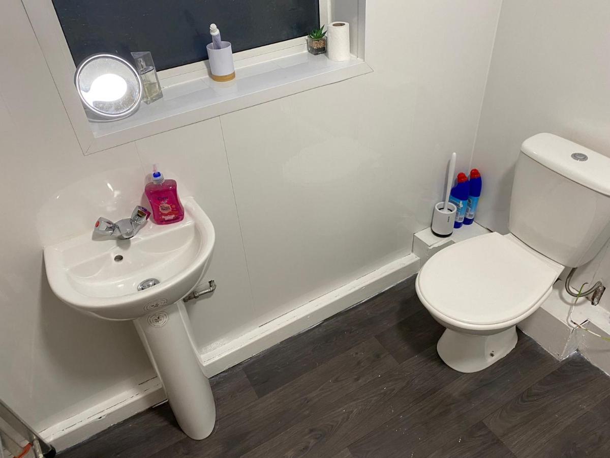 The Superhost - 4 Bedroom House Sunderland  Extérieur photo