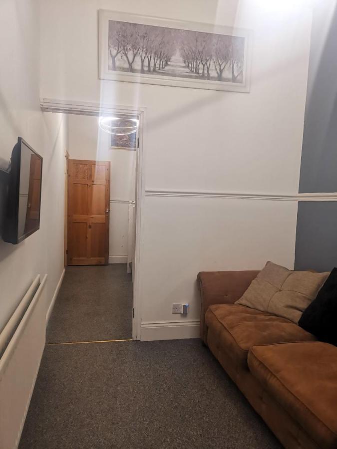 The Superhost - 4 Bedroom House Sunderland  Extérieur photo