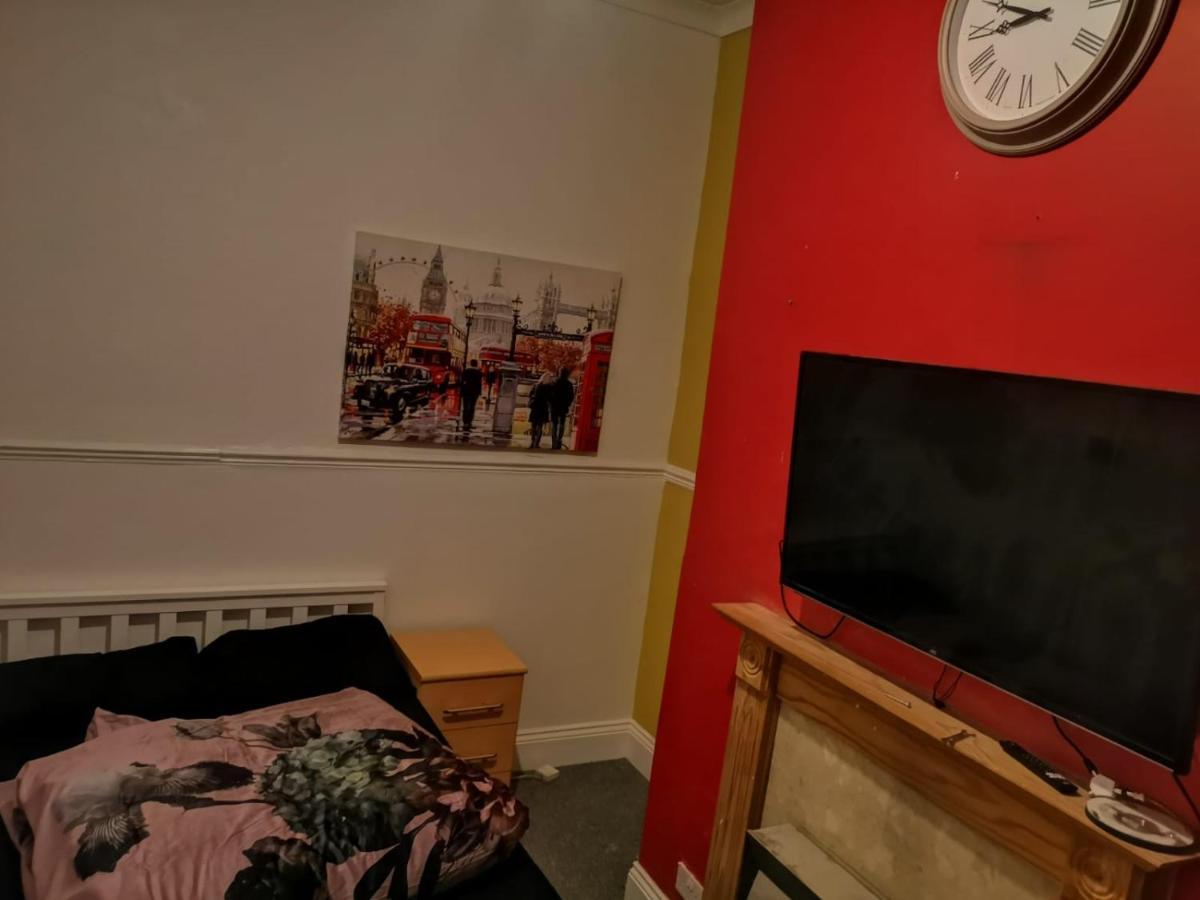 The Superhost - 4 Bedroom House Sunderland  Extérieur photo